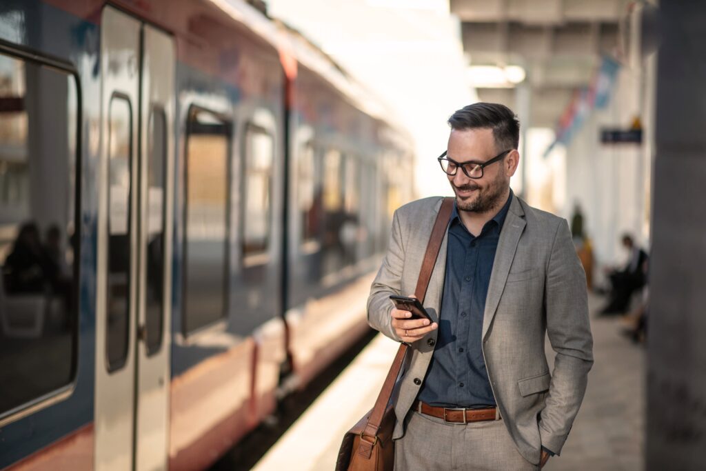 Neue TravelPerk-Studie zeigt: Geschäftsreisende treiben Umstieg auf die Bahn voran